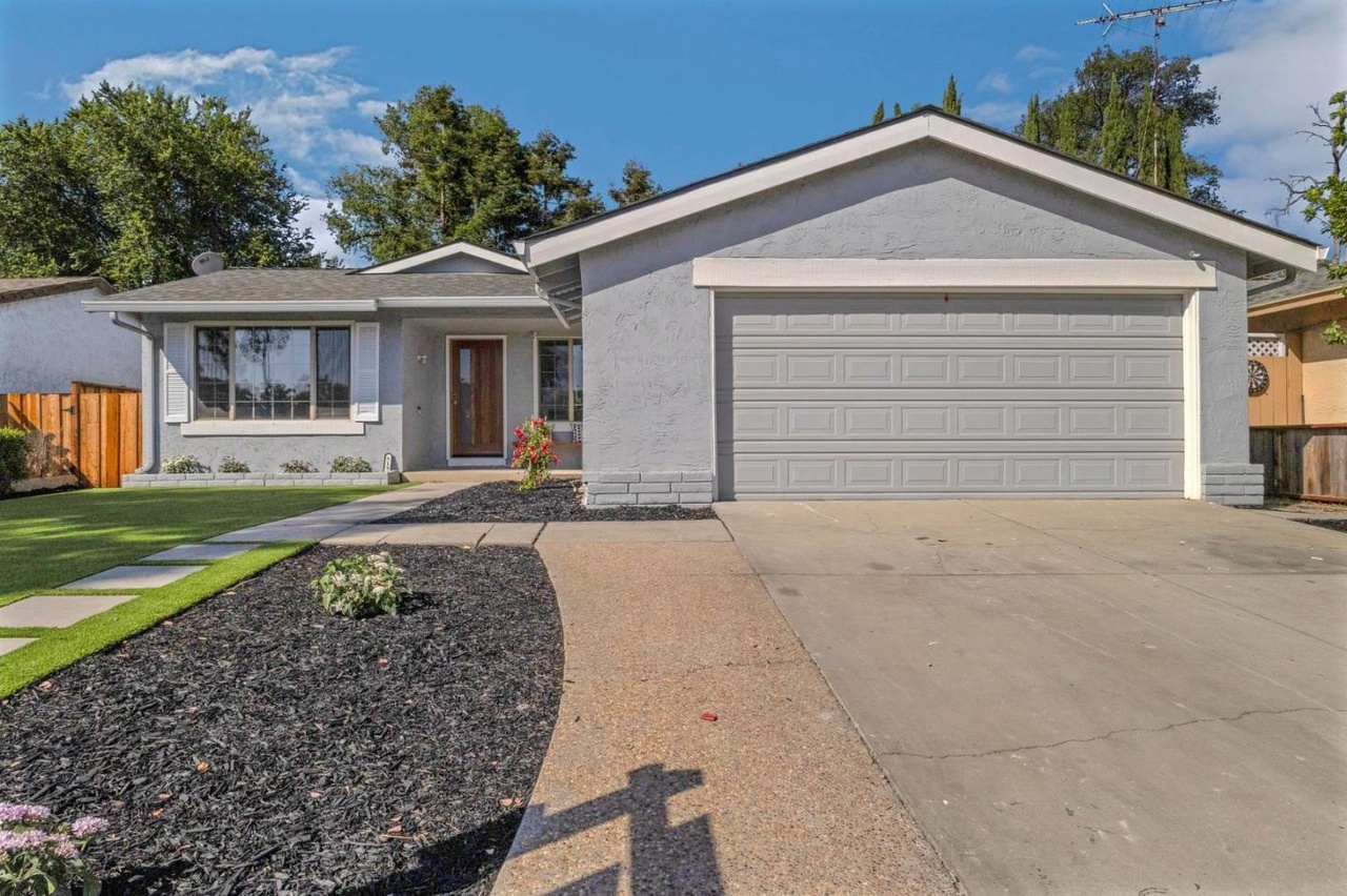 SAN JOSE, CA 95136 | 4 beds| 2 baths | $1,390,000